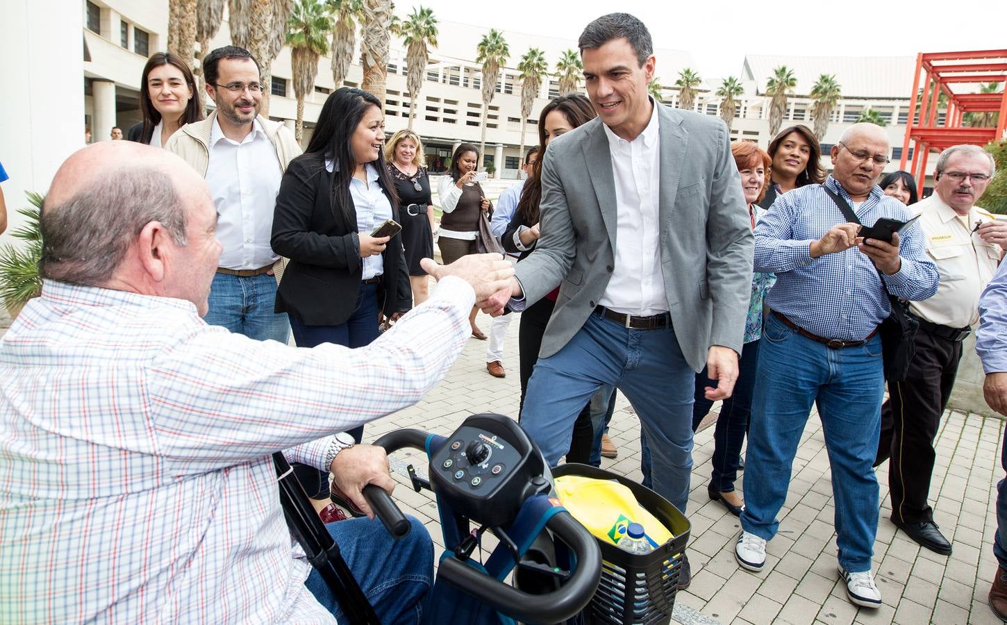 Pedro Sánchez clausura unas jornadas de las Juventudes Socialistas en la UA