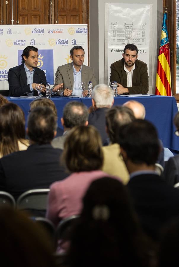 César Sánchez y Eduardo Dolón presentan en la Diputación la herramienta digital CostaBlancaPro