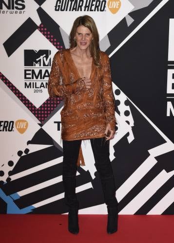 ¿Con cuál de estos looks te quedas de la MTV Europe Music Awards?