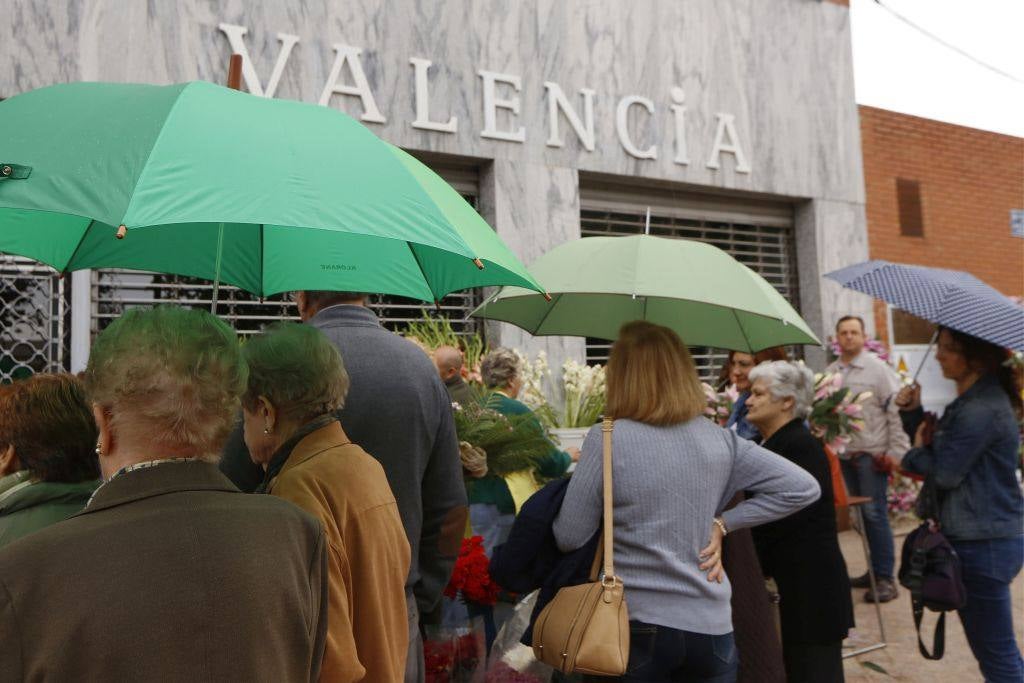 La víspera de Todos los Santos en Valencia