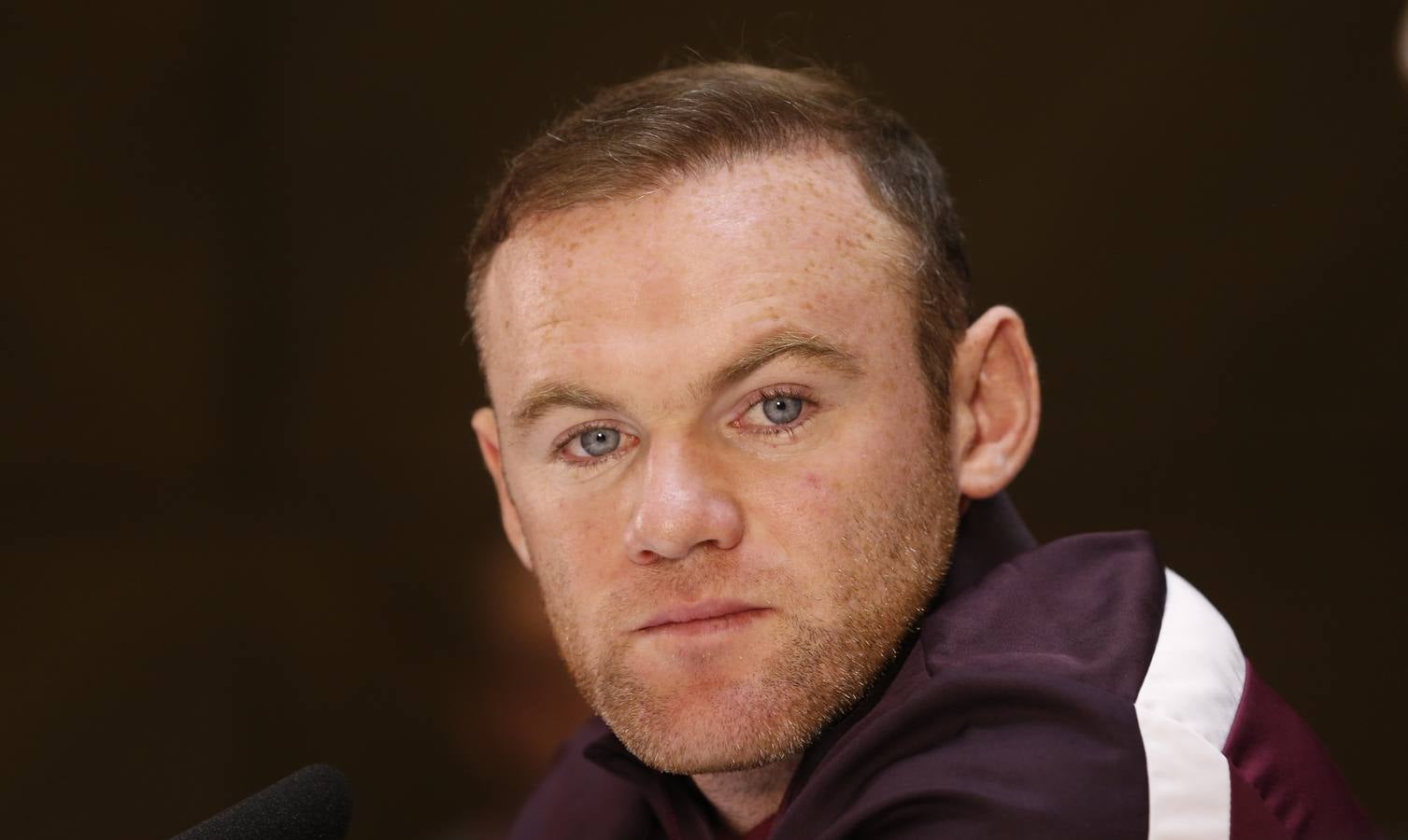 Rooney ofrece rueda de prensa