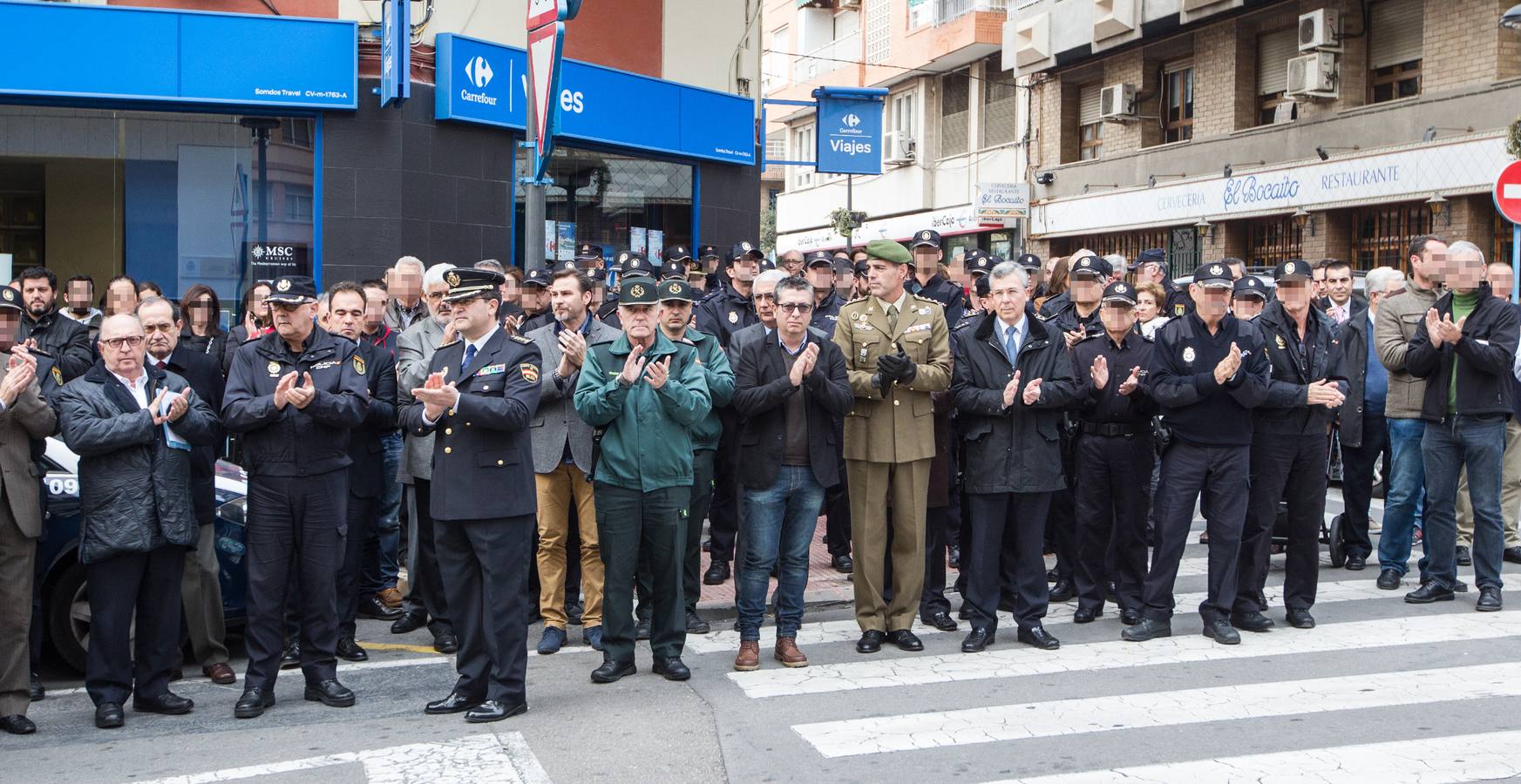 Homenaje a las víctimas del atentado de Kabul