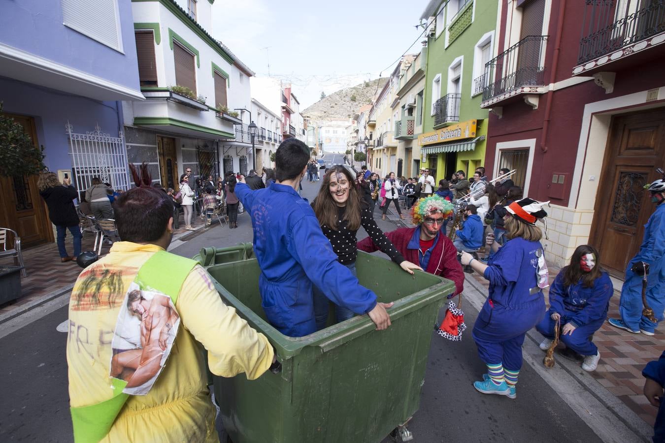 Jalance celebra la Fiesta de los Locos