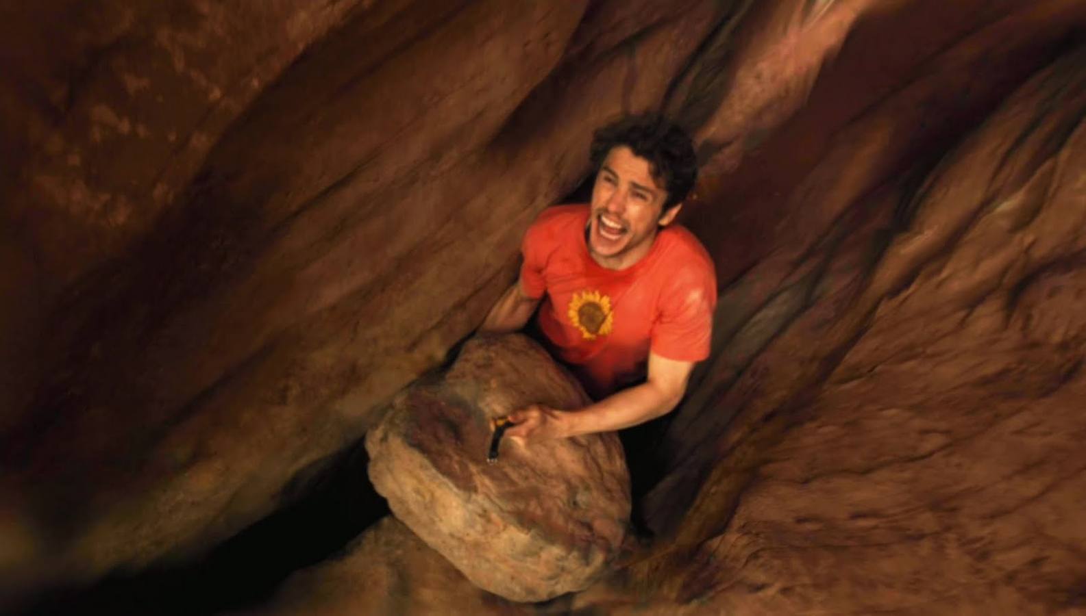 127 horas. Basada en la historia real de Aron Ralston, un intrépido montañero y escalador norteamericano que se hizo famoso porque en mayo de 2003, durante una escalada por los nada transitados cañones de Utah, sufrió una caída y quedó atrapado dentro de una profunda grieta. Tras varios días inmovilizado e incapaz de encontrar una solución alternativa, tuvo que tomar una dramática decisión para salvar su vida.