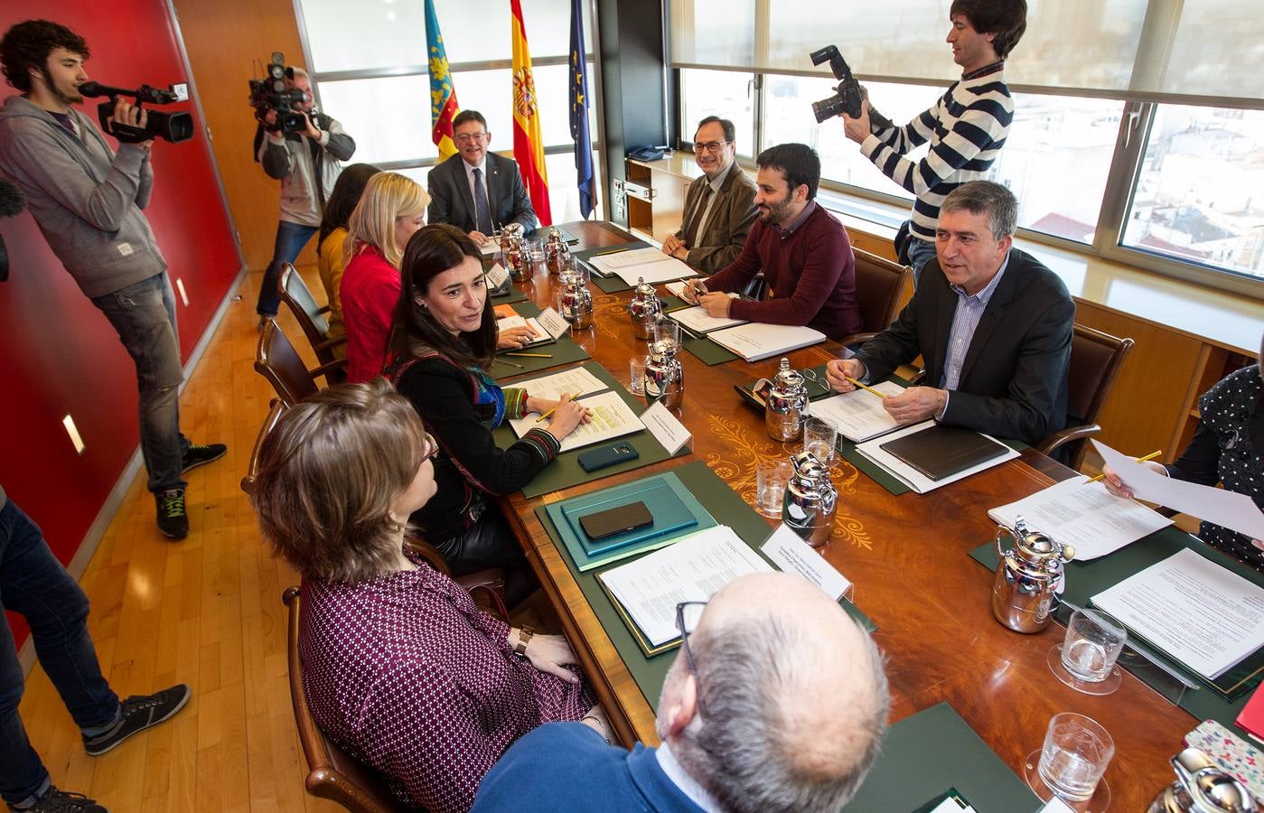 Primera reunión del Consell en Alicante