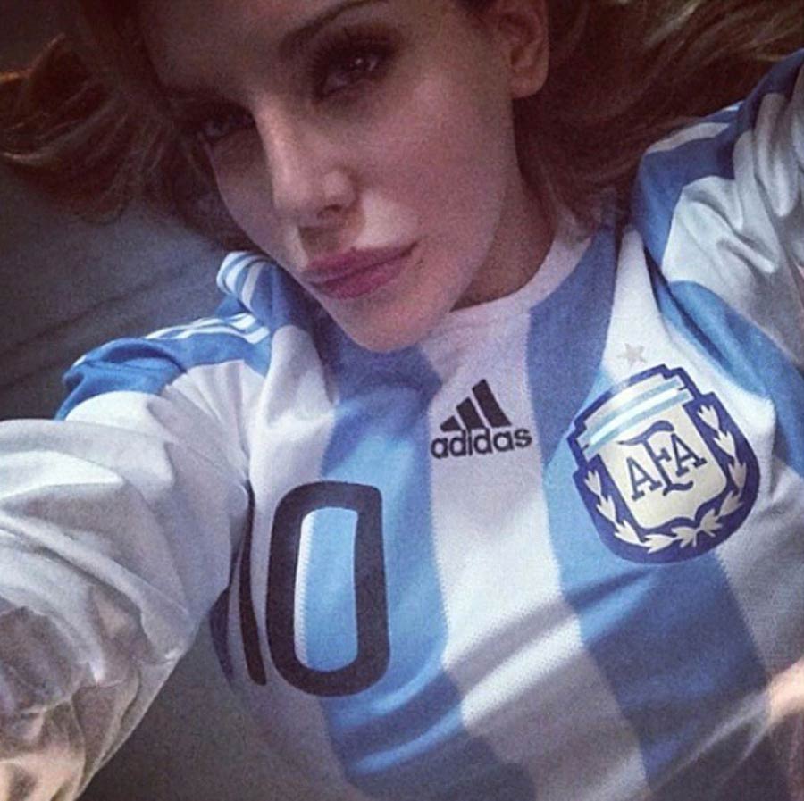 Charlotte Caniggia, la explosiva hija del futbolista Claudio Caniggia