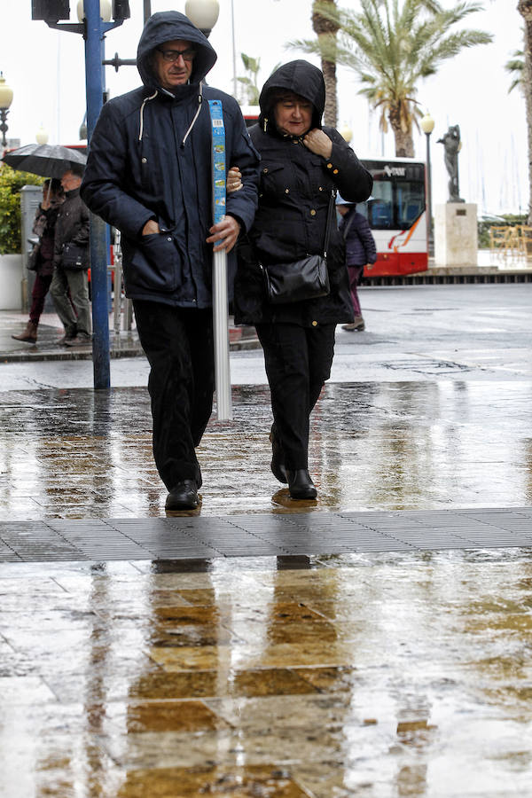 Día lluvioso en Alicante