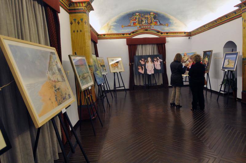 Exposición de pinturas de mujeres