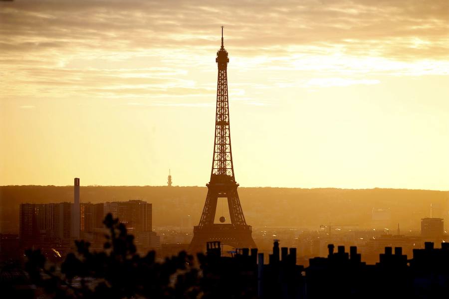 Paris busca turistas