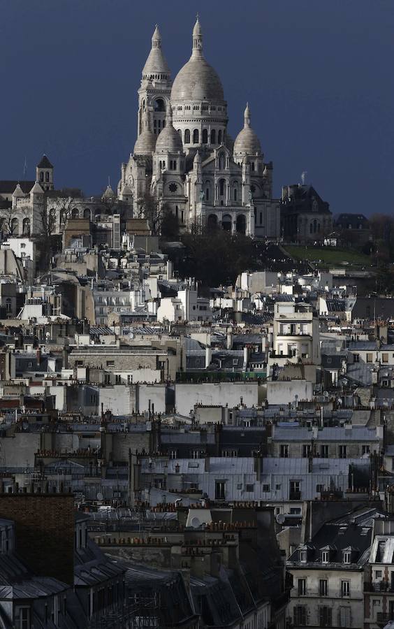 Paris busca turistas