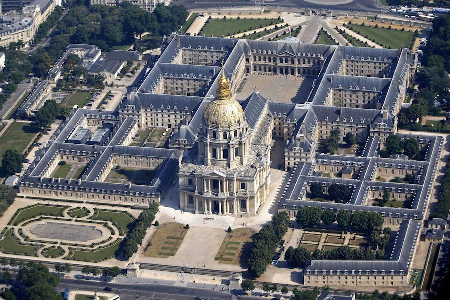 Paris busca turistas