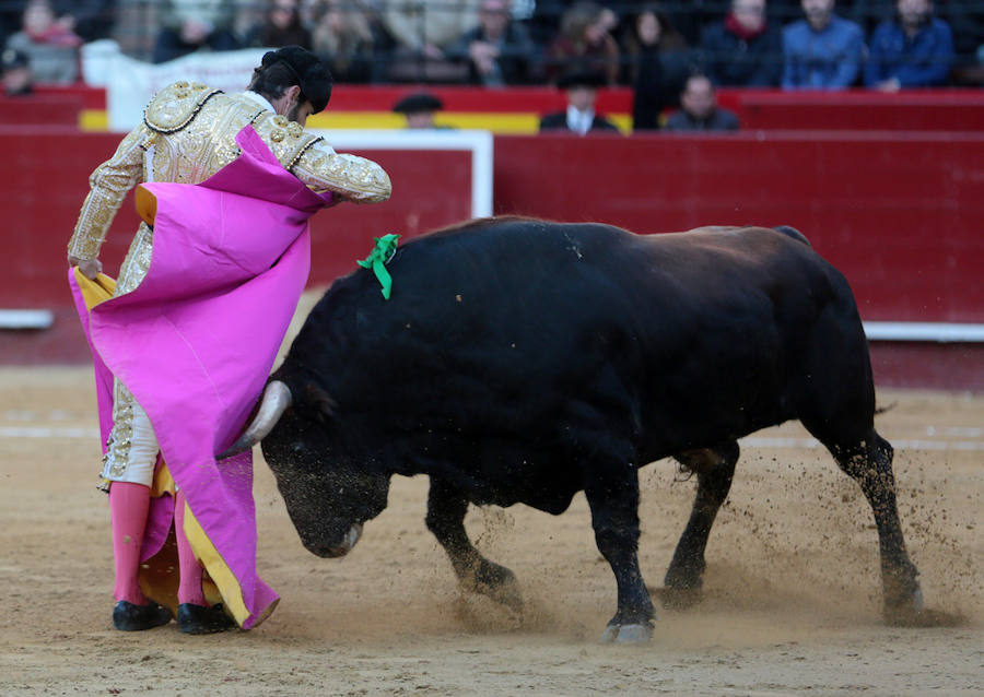 Fallas 2016: imágenes de la segunda corrida de la Feria de Fallas