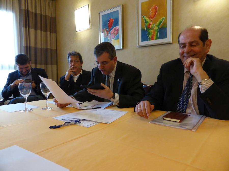 Verónica Aranda, premio internacional de poesía Miguel Hernández