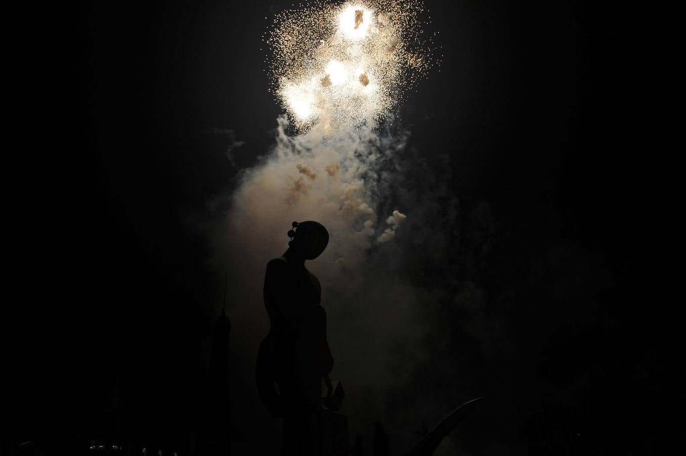 Fallas 2016: La Cremà de las Fallas de Valencia