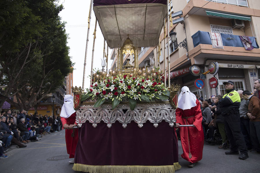 La Semana Santa Marinera celebra la Procesión general del Santo Entierro