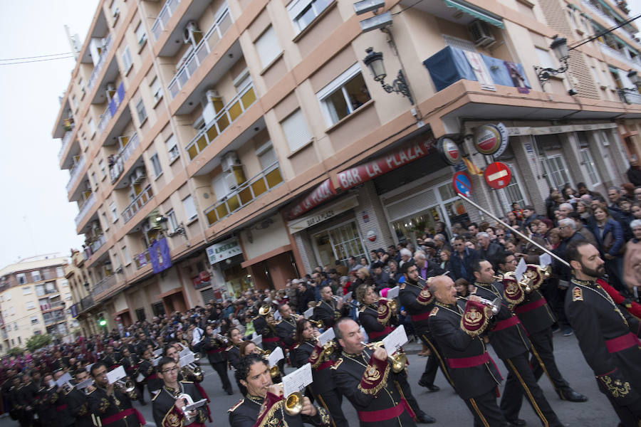 La Semana Santa Marinera celebra la Procesión general del Santo Entierro