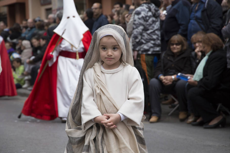 La Semana Santa Marinera celebra la Procesión general del Santo Entierro