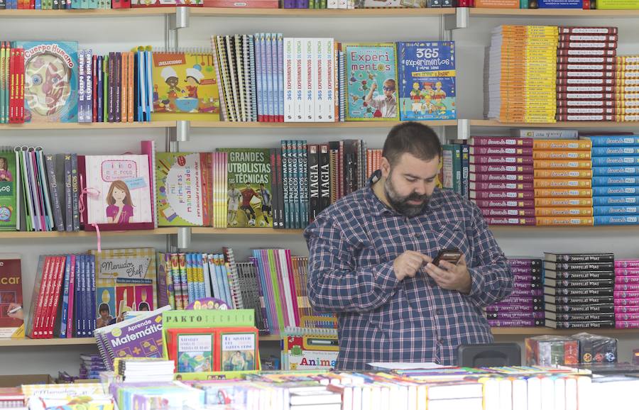 Feria del libro en los Jardines de Viveros