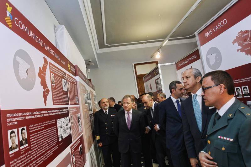 Homenaje a los guardias civiles asesinados por el terrorismo