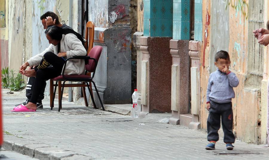 El Cabanyal agrava su abandono casi un año después de las elecciones