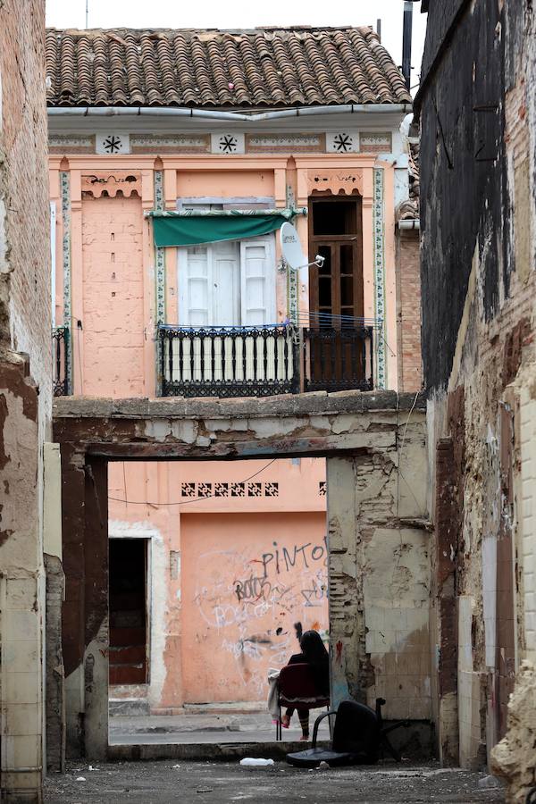 El Cabanyal agrava su abandono casi un año después de las elecciones