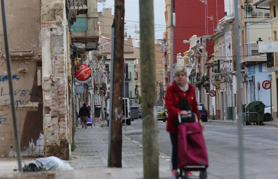 El Cabanyal agrava su abandono casi un año después de las elecciones