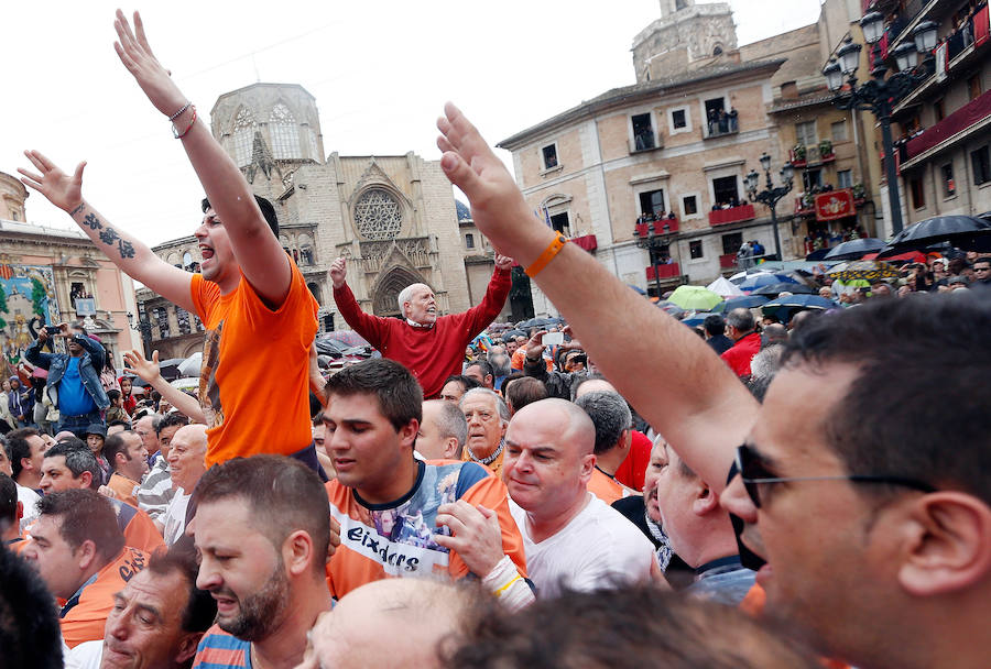 Valencia vive con fervor el Día de la Mare de Déu dels Desamparats