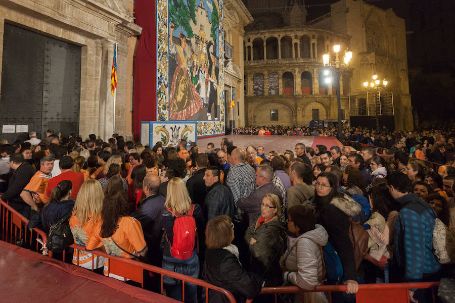 Valencia vive con fervor el Día de la Mare de Déu dels Desamparats