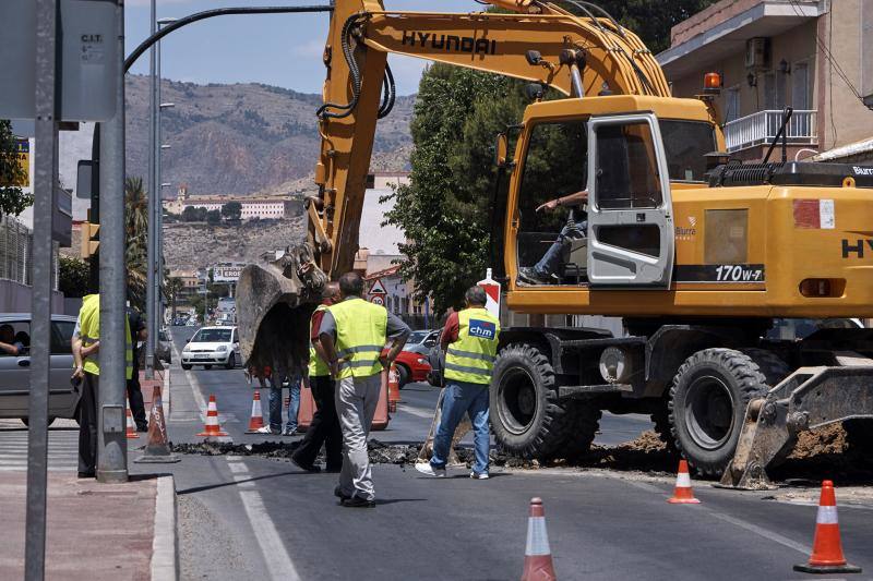 Una avería corta la carretera de Bigastro