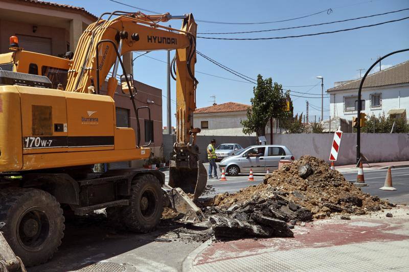 Una avería corta la carretera de Bigastro