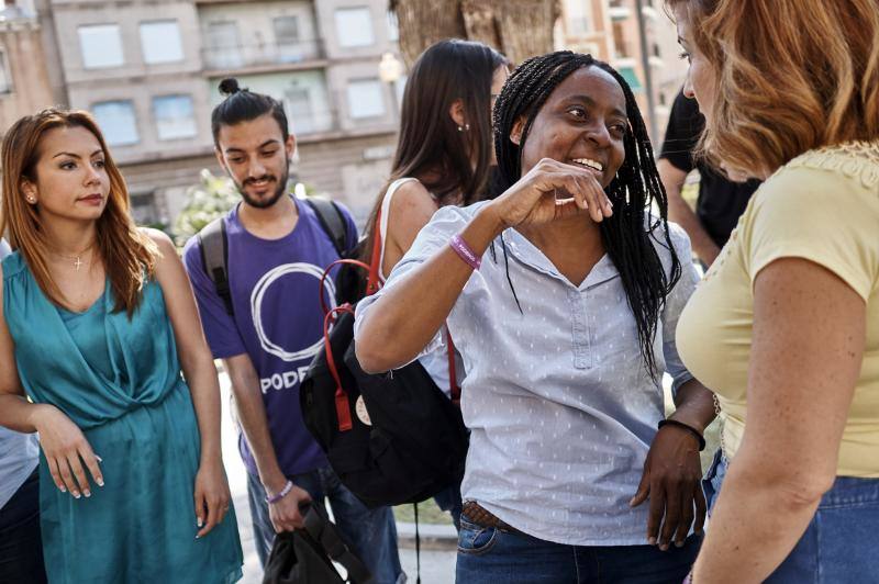 La coalición &#039;A la valenciana&#039; de Orihuela planea un acto con Oltra durante la campaña