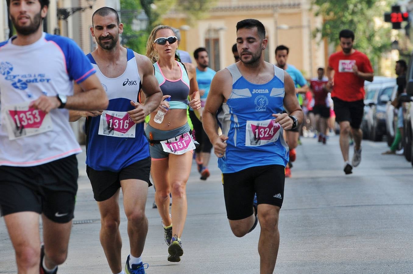 Fotos de la VI Carrera Solidaria Rocafort contra el Cáncer