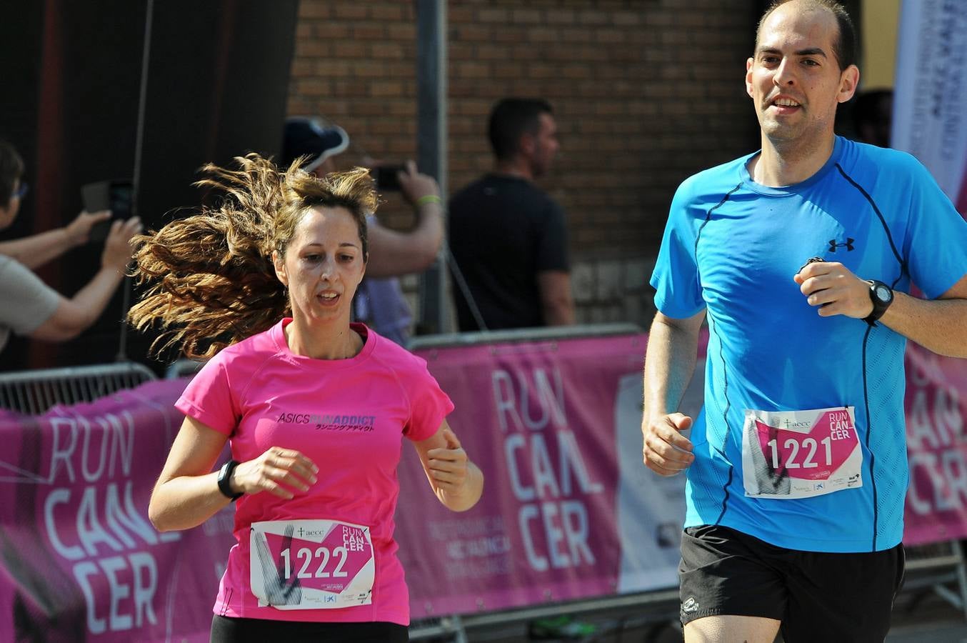 Fotos de la VI Carrera Solidaria Rocafort contra el Cáncer