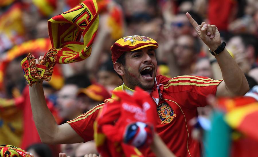 Fotos de la afición española en Francia