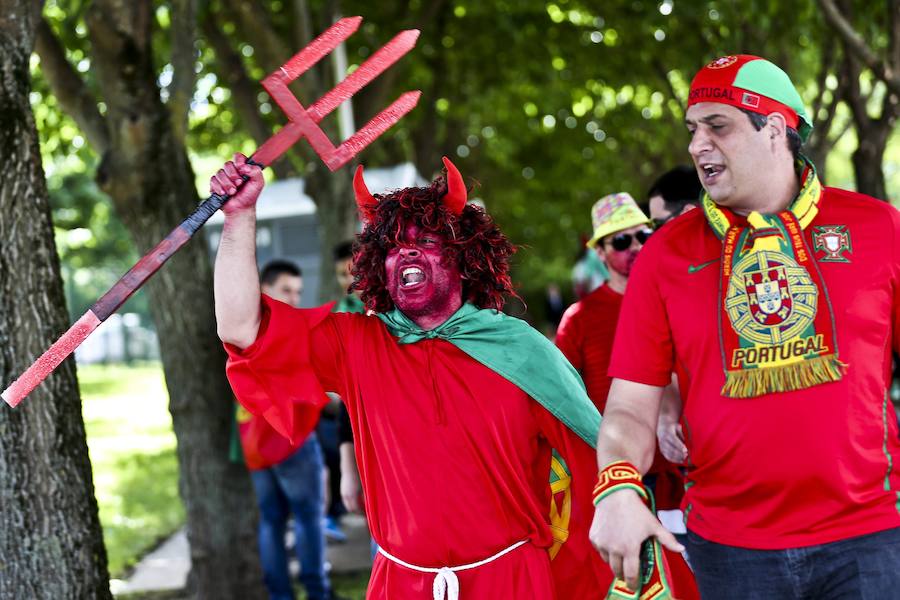 Las fotos de la afición de Portugal e Islandia
