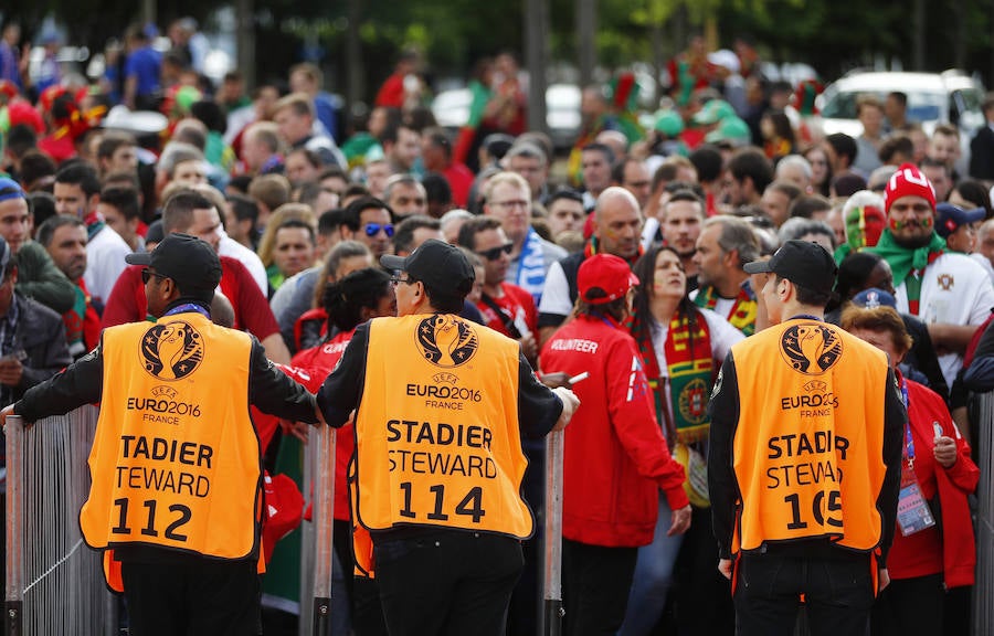 Las fotos de la afición de Portugal e Islandia