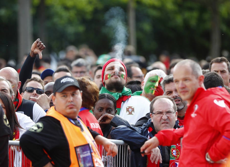 Las fotos de la afición de Portugal e Islandia