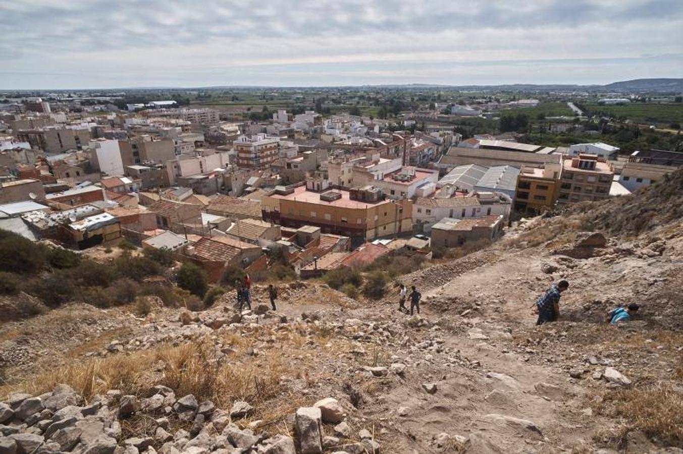 El MARQ insta al Ayuntamiento de Callosa a afianzar el yacimiento de la ladera del castillo