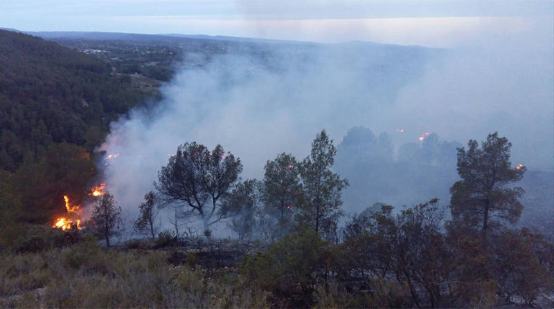 Fotos del incendio en Bolbaite, Chella, Anna, Cotes y Sellent