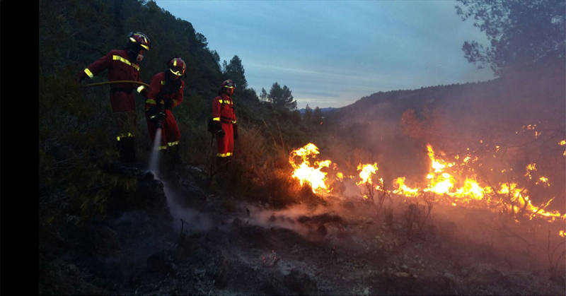 Fotos del incendio en Bolbaite, Chella, Anna, Cotes y Sellent