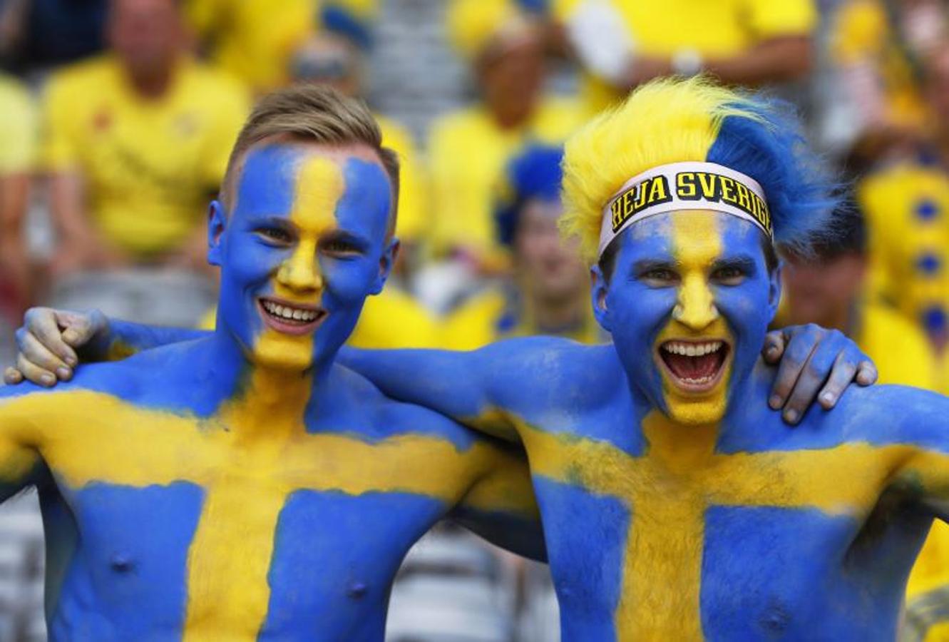 Fotos de las aficiones de Italia y Suecia de la Eurocopa 2016