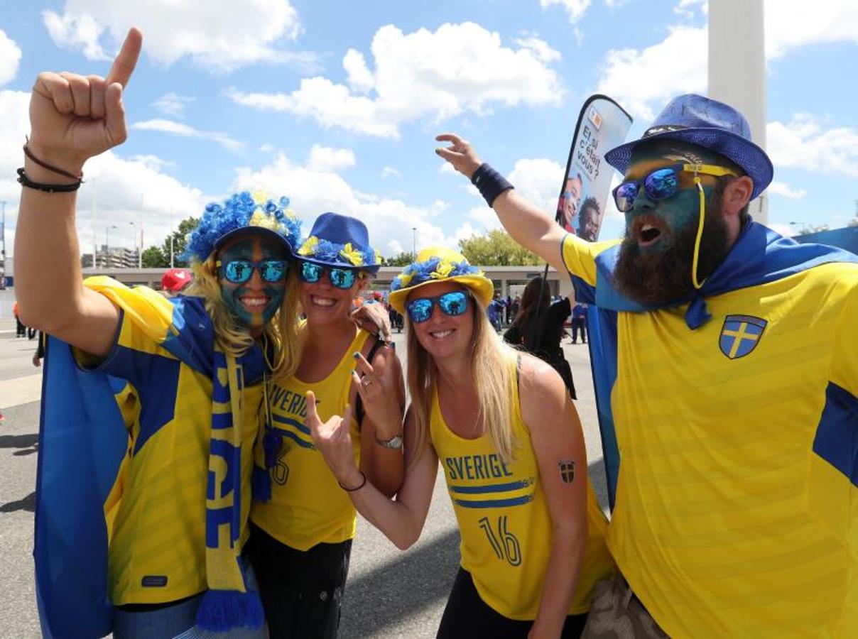 Fotos de las aficiones de Italia y Suecia de la Eurocopa 2016