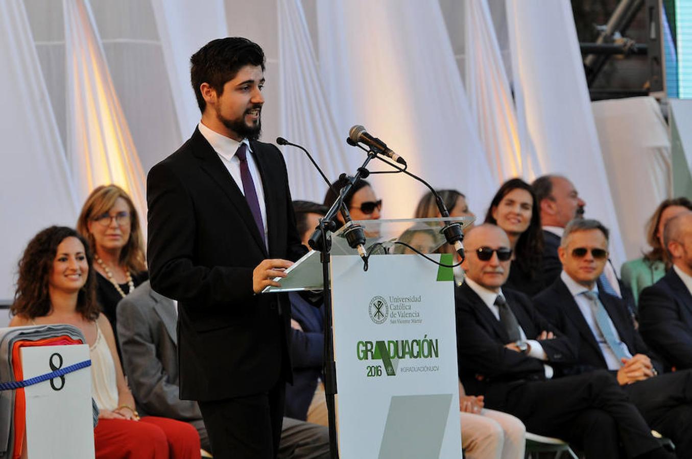 Fotos de la graduación en la Universidad Católica de Valencia curso 2015-2016