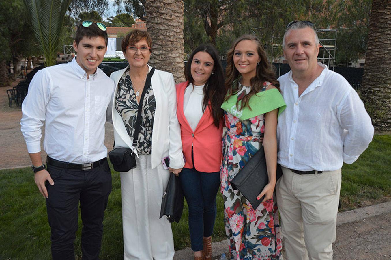 Fotos de la graduación en la Universidad Católica de Valencia curso 2015-2016