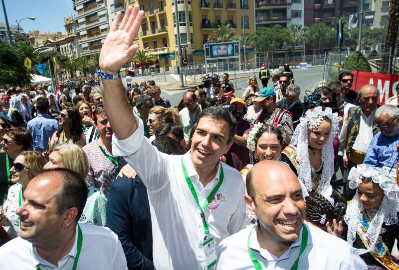 Muchas nueces y poco ruido en la sexta mascletá de Hogueras