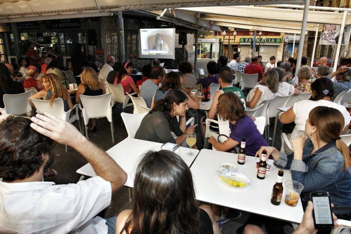 Las mejores imágenes de la resaca electoral en la sede de A la Valenciana en Alicante