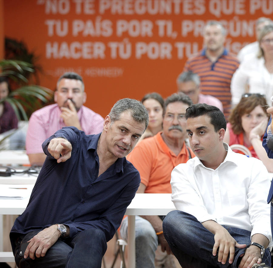 Fotos de las Elecciones Generales 2016 en la Comunitat