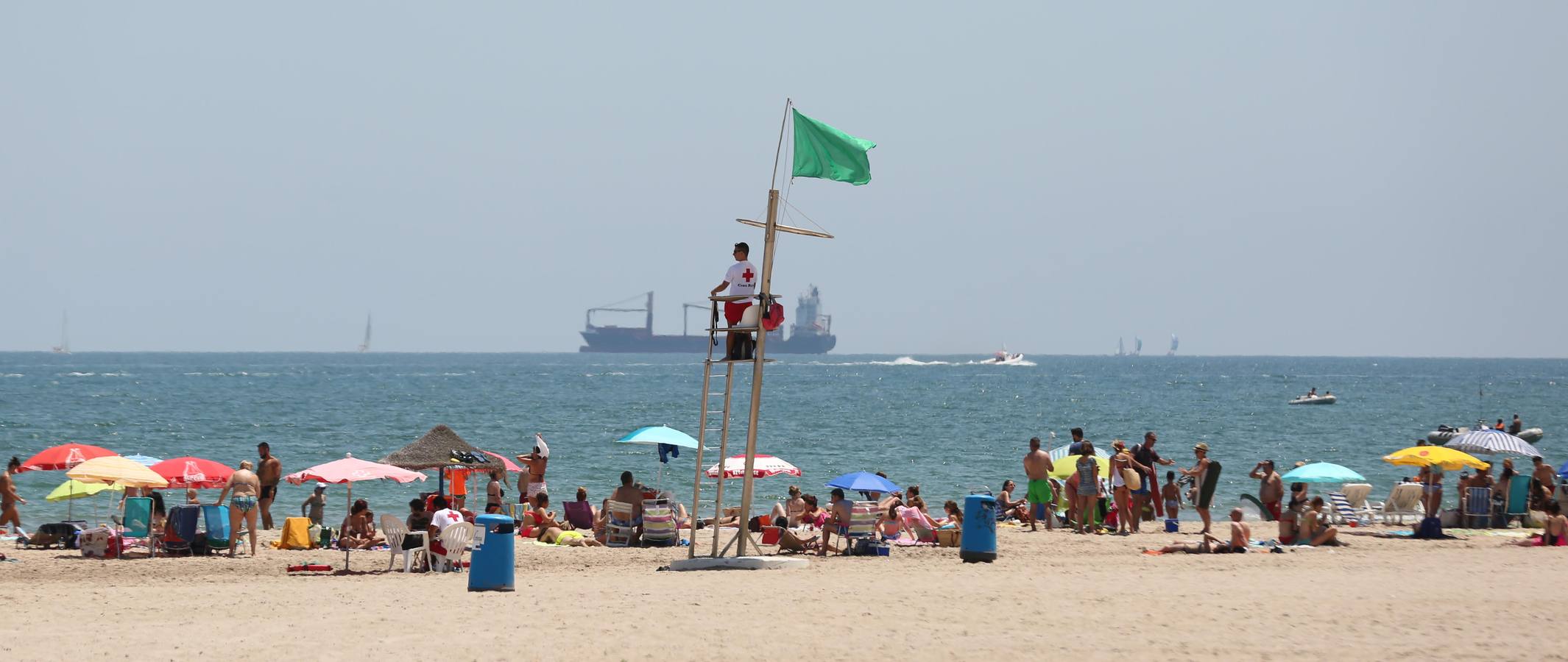 Fotos de la playa canina de Pinedo: perros autorizados