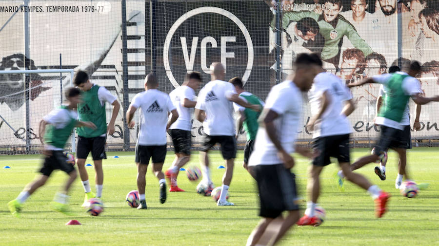 Fotos del entrenamiento del Valencia CF