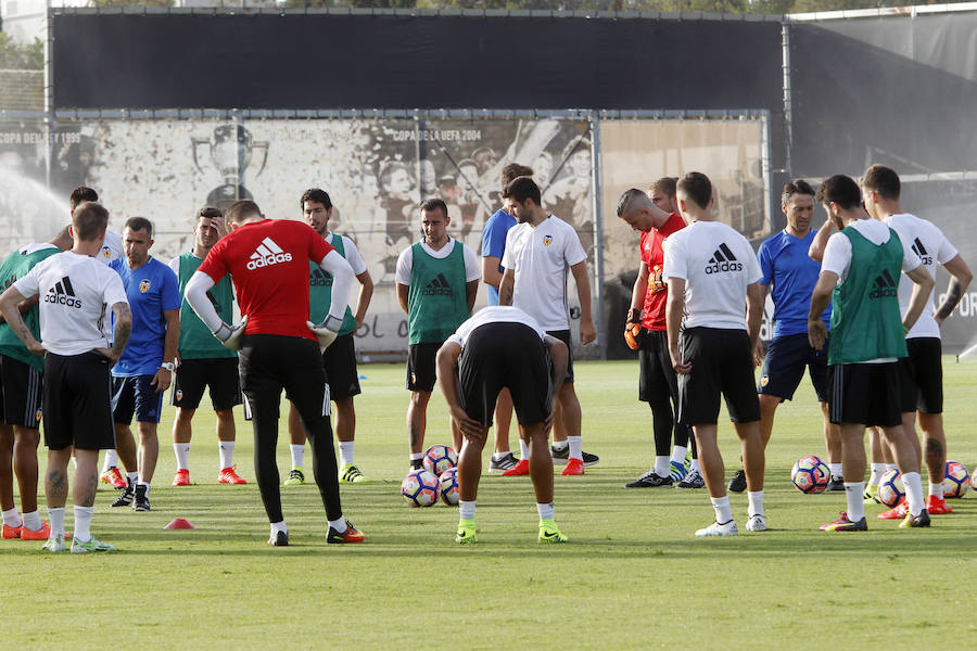 Fotos del entrenamiento del Valencia CF